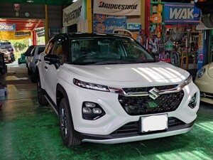 スズキ　フロンクス